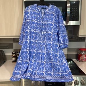 Cotton full dress with pockets. Beautiful blue and white print. 3/4 sleeve